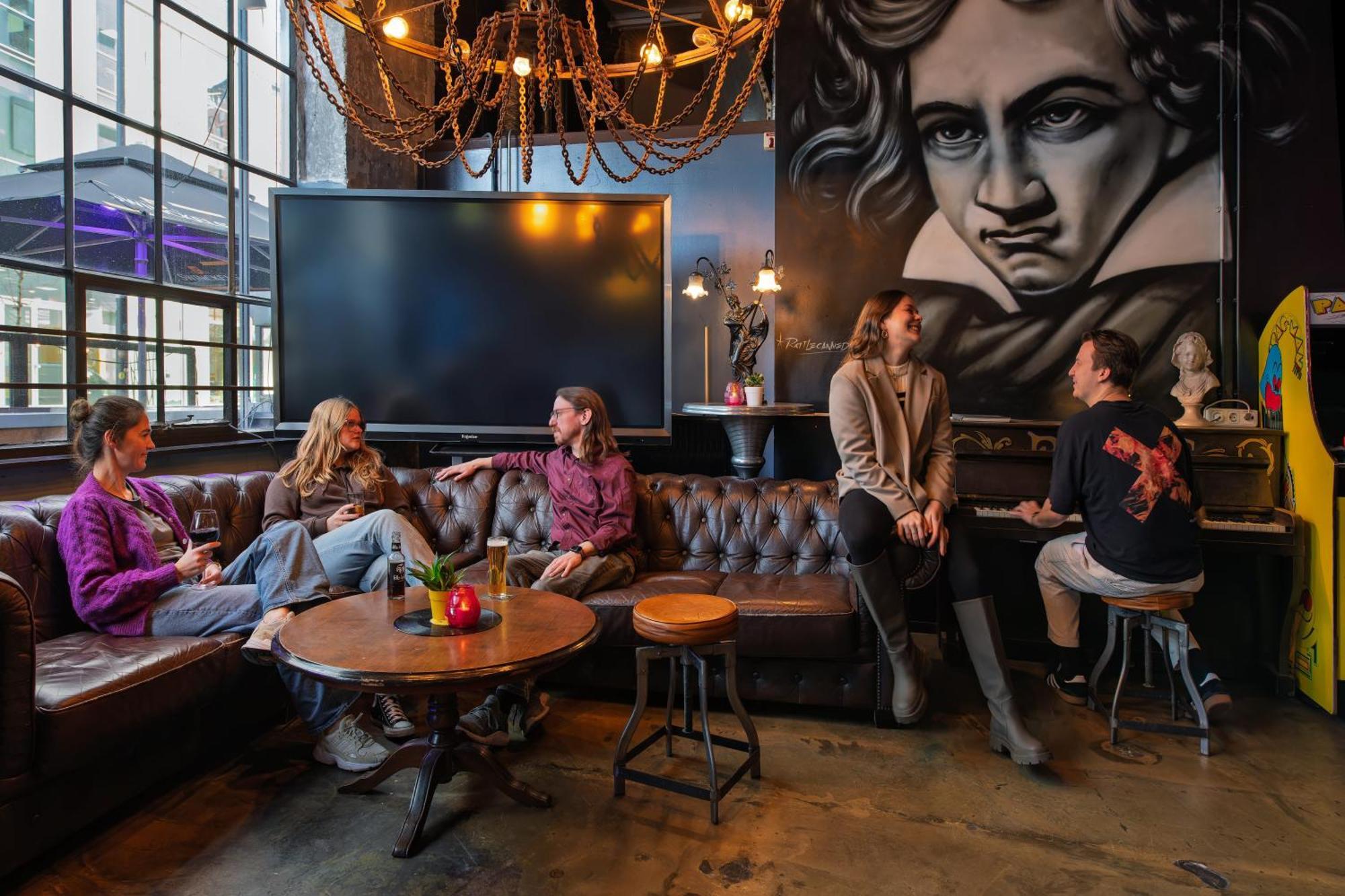 Stayokay Hostel Eindhoven - Blue Collar מראה חיצוני תמונה