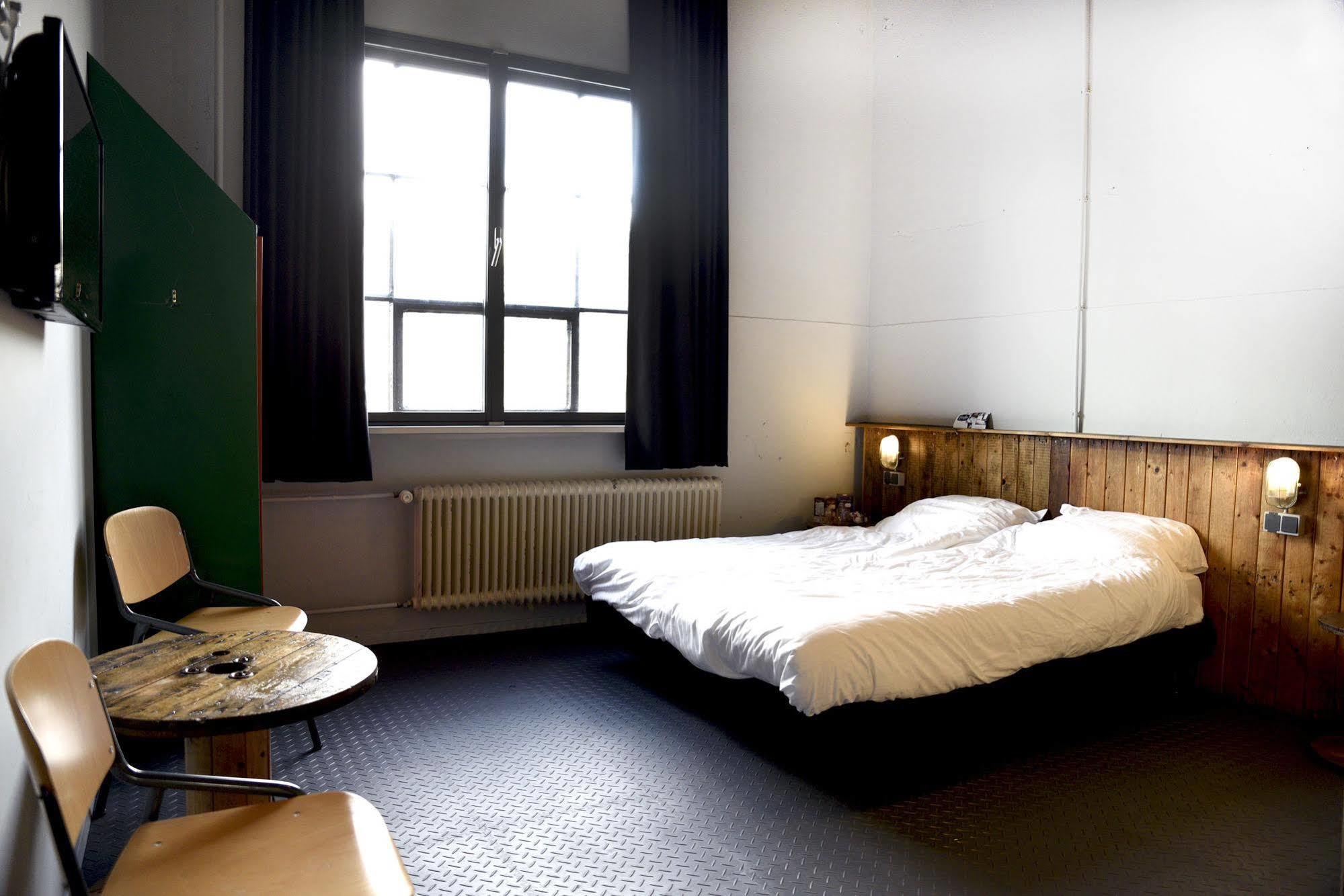 Stayokay Hostel Eindhoven - Blue Collar מראה חיצוני תמונה